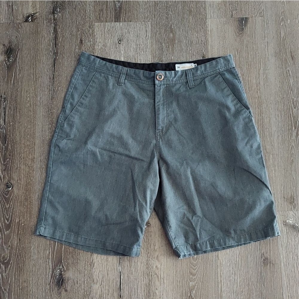 VOLCOM FRICKIN CHINO SHORTS - CHARCOAL HEATHER SIZE 38